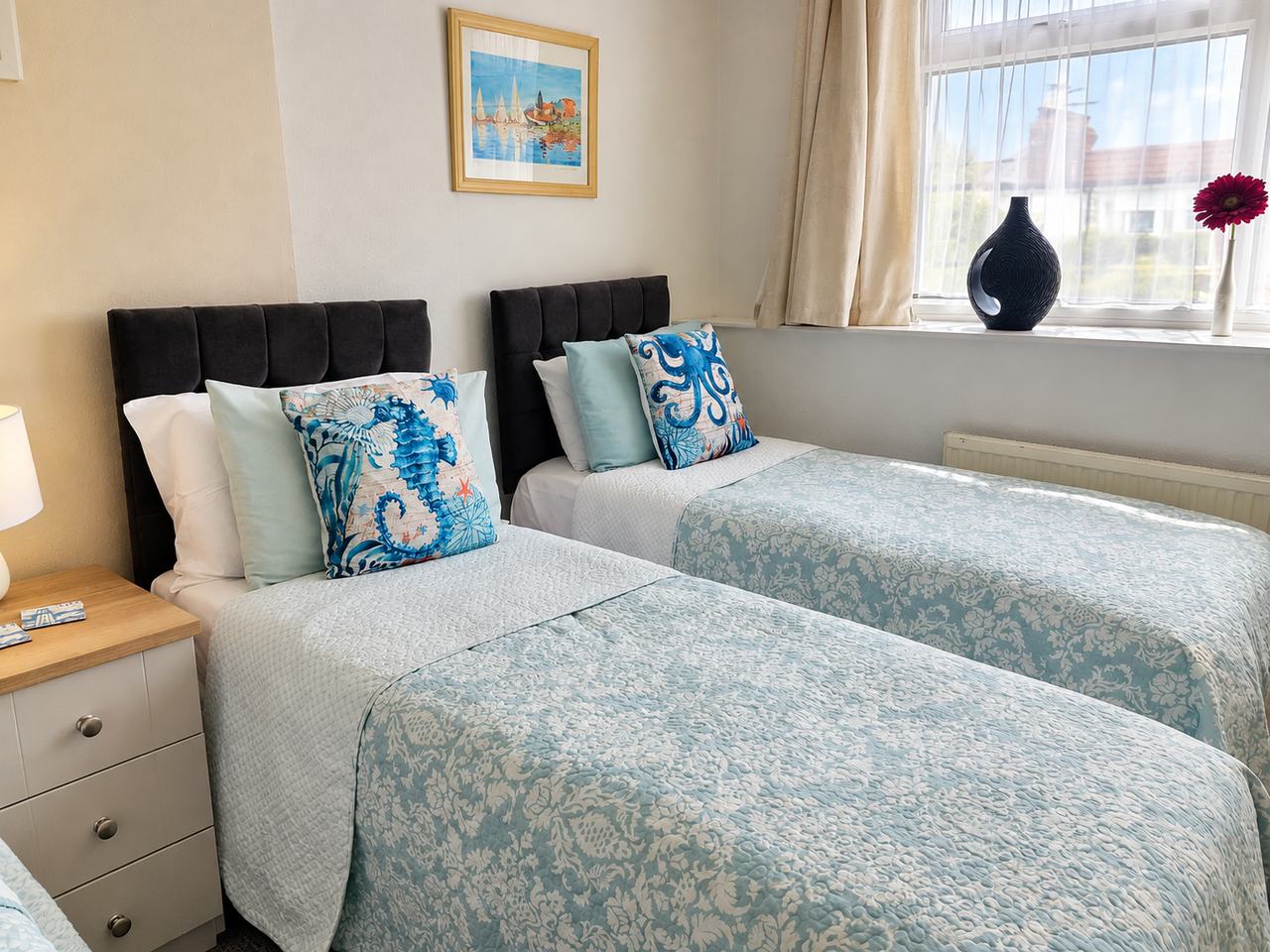 Twin en-suite room